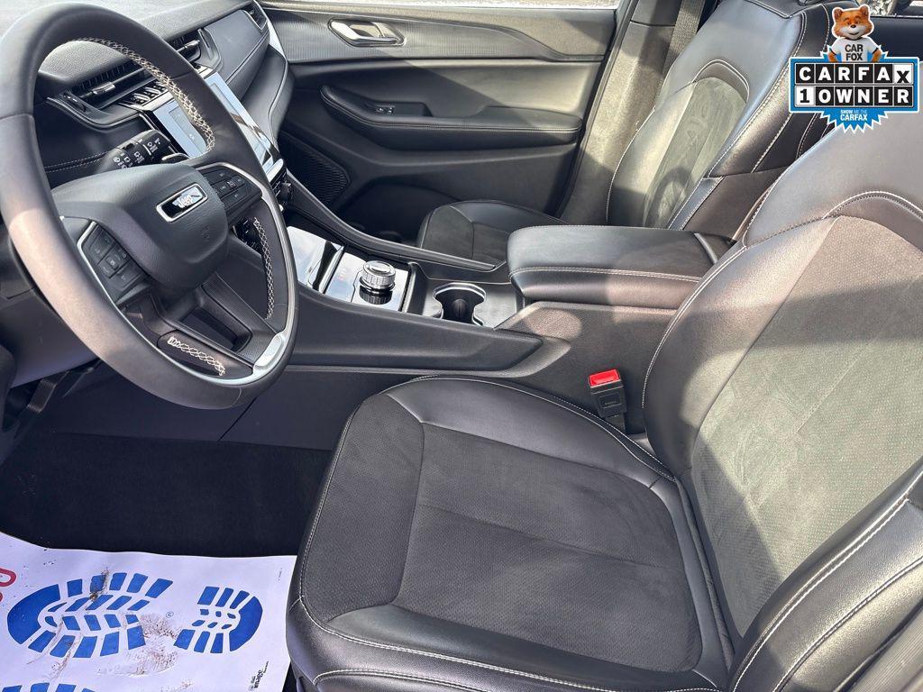 used 2025 Jeep Grand Cherokee car, priced at $36,250