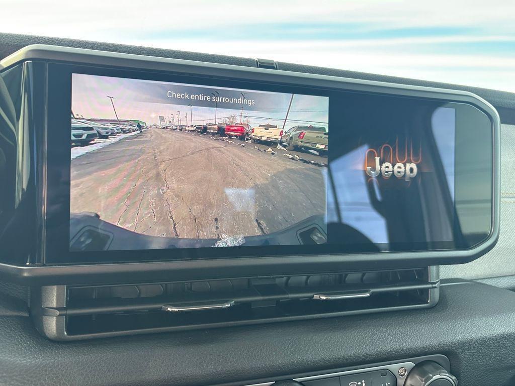 new 2026 Jeep Gladiator car, priced at $40,127