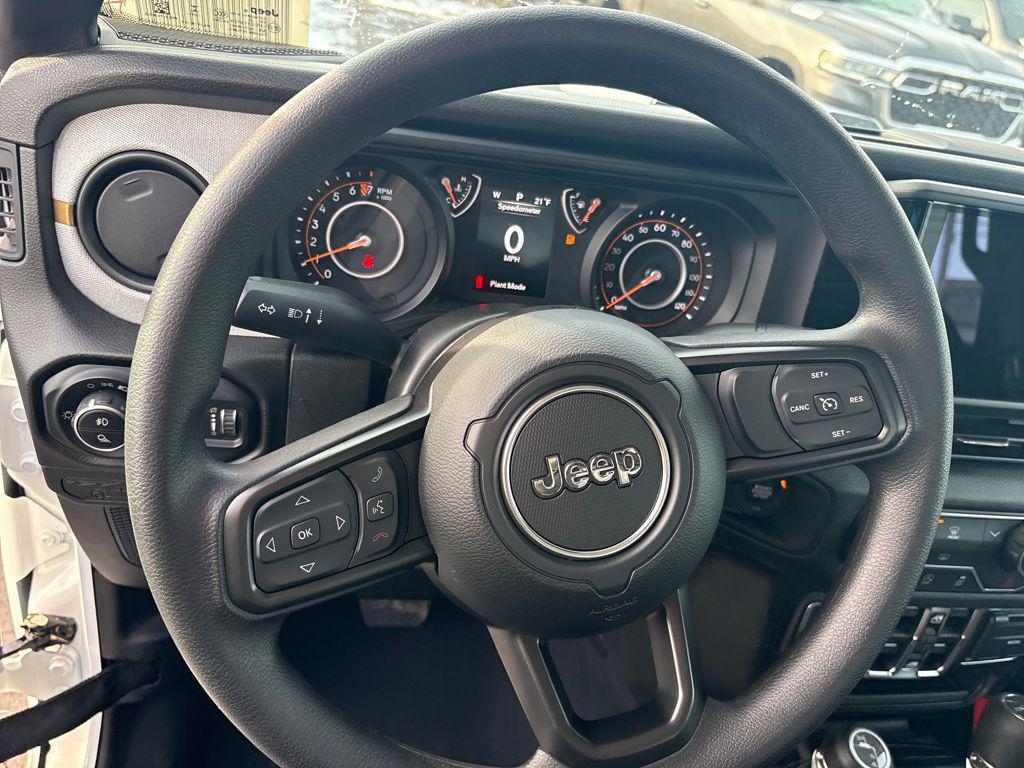 new 2026 Jeep Gladiator car, priced at $40,127