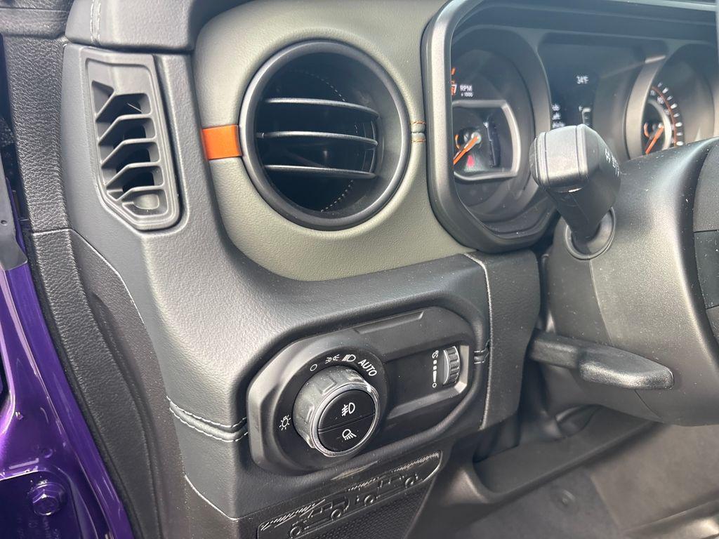 new 2026 Jeep Gladiator car, priced at $55,888