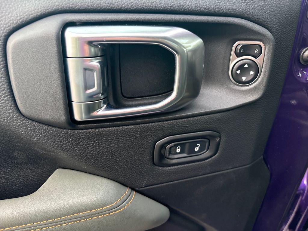 new 2026 Jeep Gladiator car, priced at $55,888