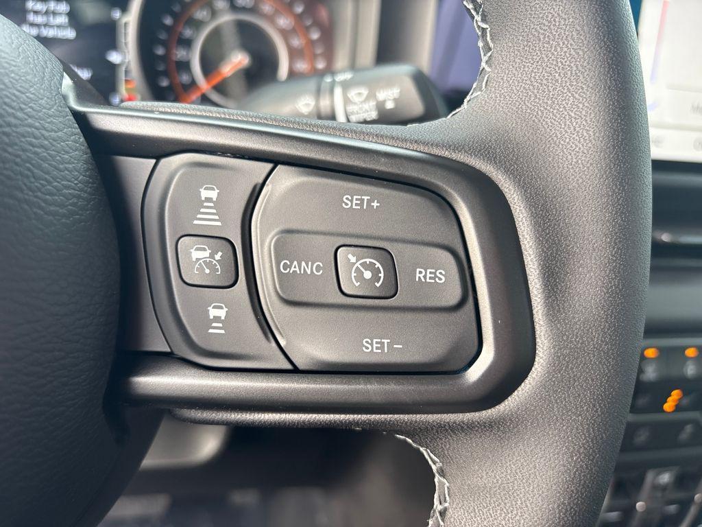 new 2026 Jeep Gladiator car, priced at $55,888