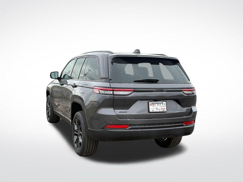 new 2025 Jeep Grand Cherokee car, priced at $46,004