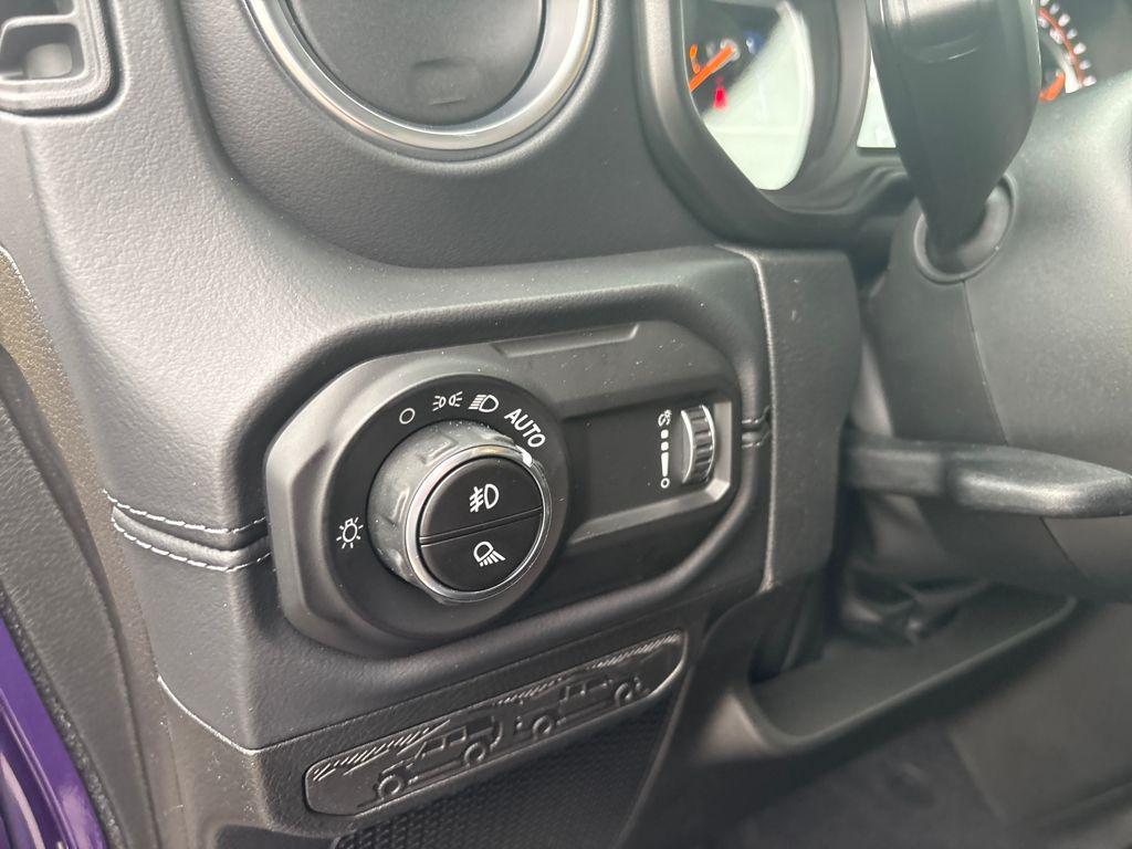 new 2026 Jeep Gladiator car, priced at $46,440