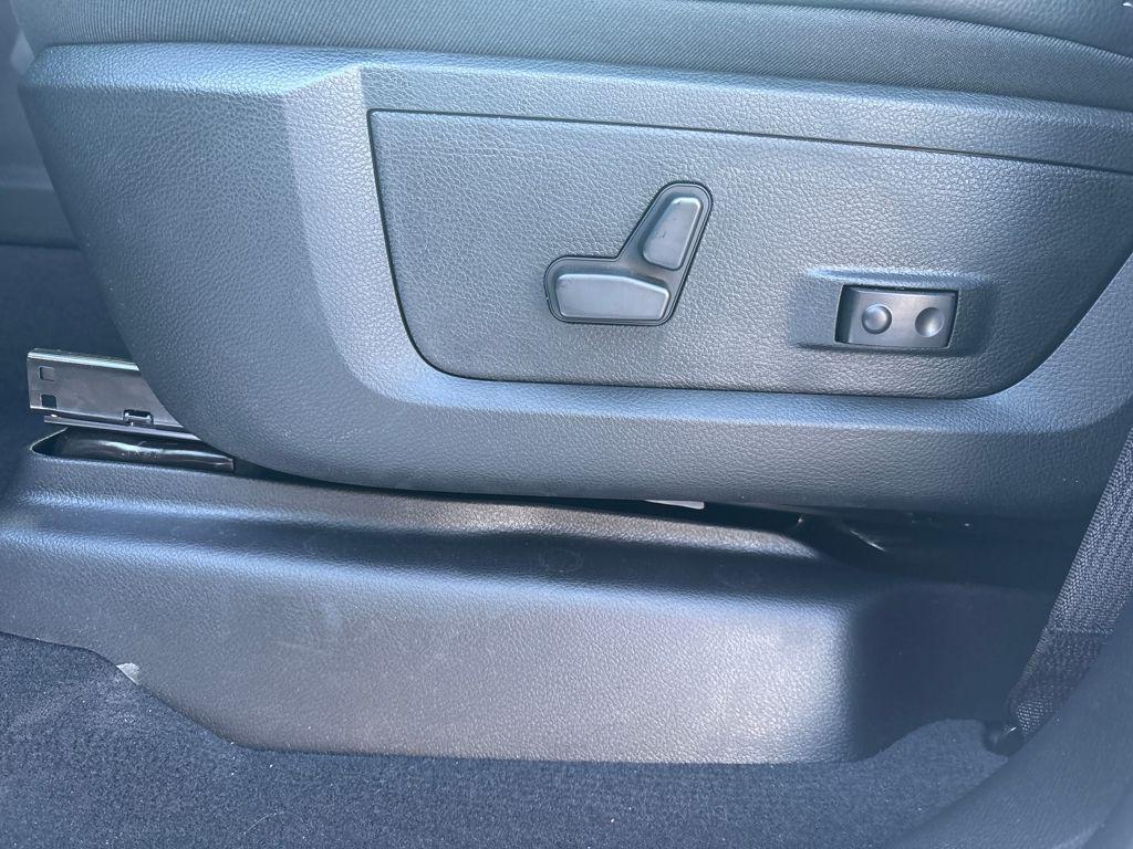 new 2026 Ram 3500 car, priced at $81,091