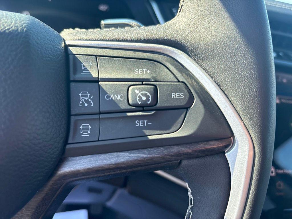 used 2023 Jeep Grand Cherokee car, priced at $31,750