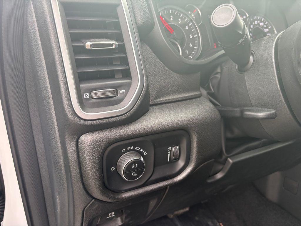 new 2025 Ram 1500 car, priced at $43,829