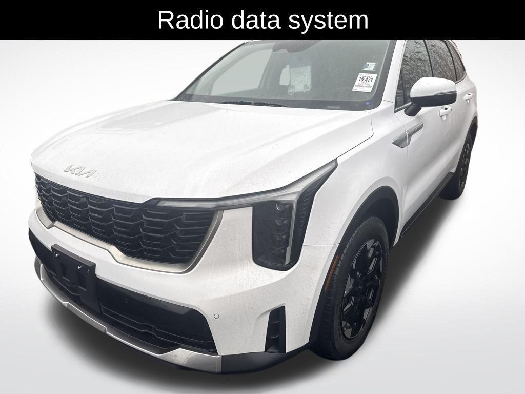 used 2024 Kia Sorento car, priced at $28,250