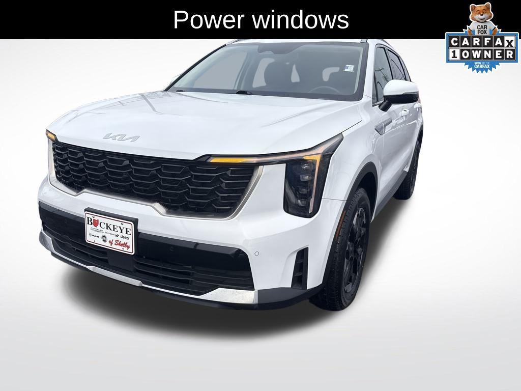 used 2024 Kia Sorento car, priced at $26,250