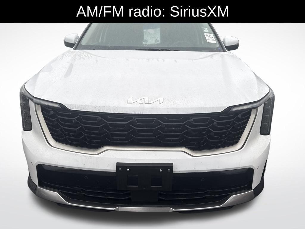used 2024 Kia Sorento car, priced at $28,250