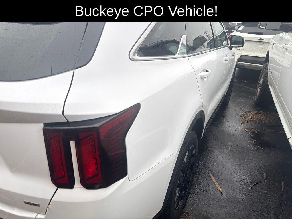 used 2024 Kia Sorento car, priced at $28,250