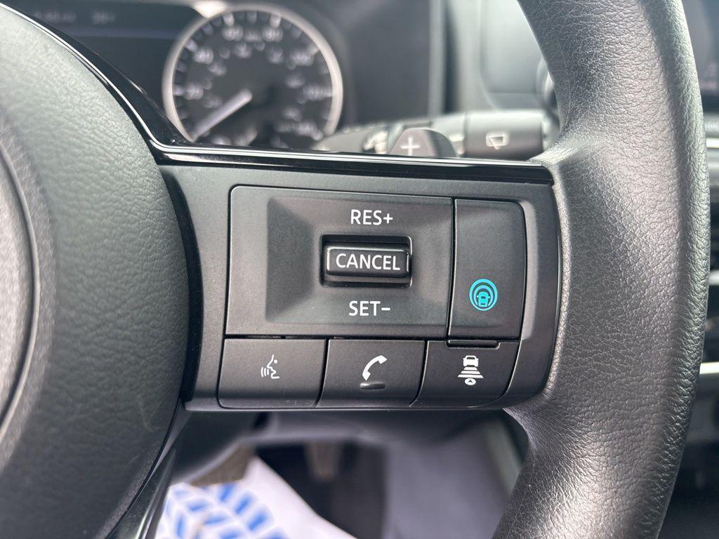 used 2022 Nissan Rogue car, priced at $17,250