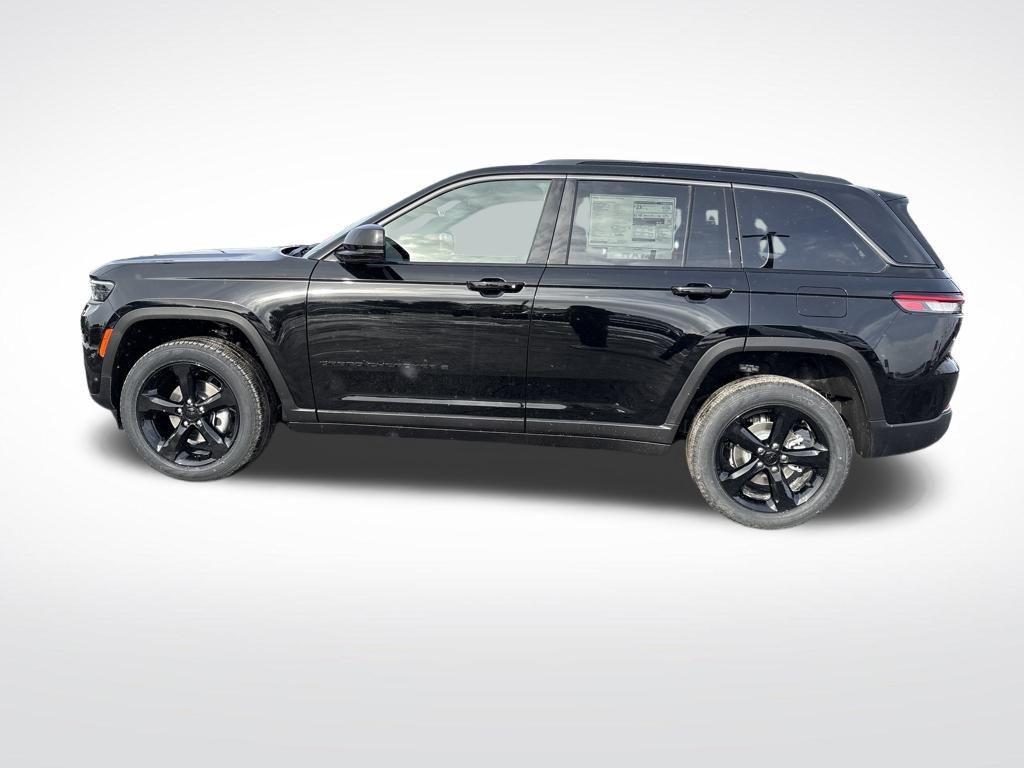 new 2026 Jeep Grand Cherokee car, priced at $48,315
