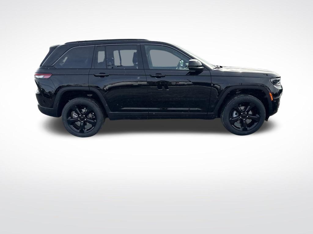 new 2026 Jeep Grand Cherokee car, priced at $48,315