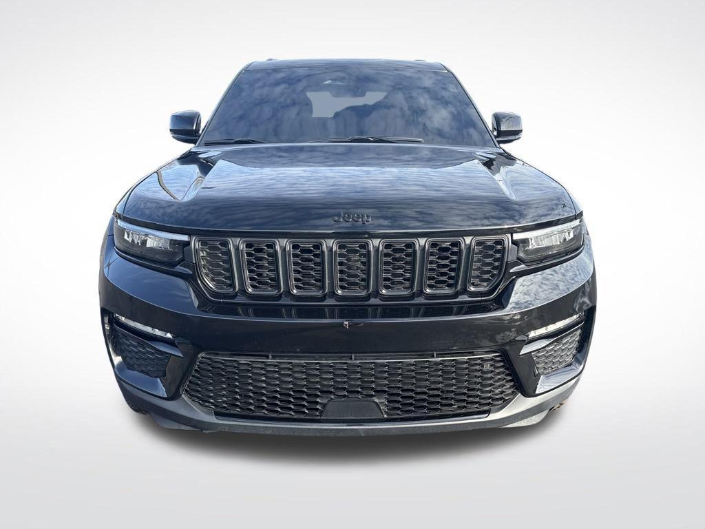 used 2025 Jeep Grand Cherokee car, priced at $39,500