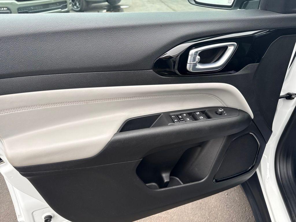 used 2022 Jeep Compass car, priced at $22,000