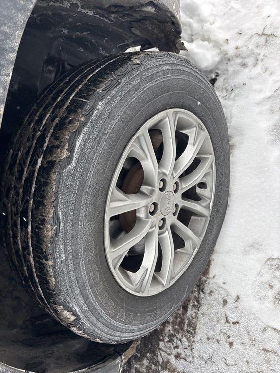 used 2022 Jeep Cherokee car, priced at $22,750