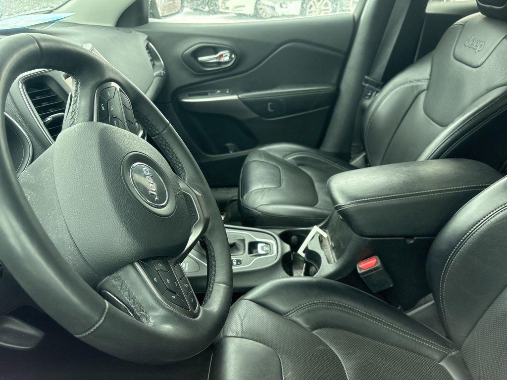 used 2022 Jeep Cherokee car, priced at $22,750