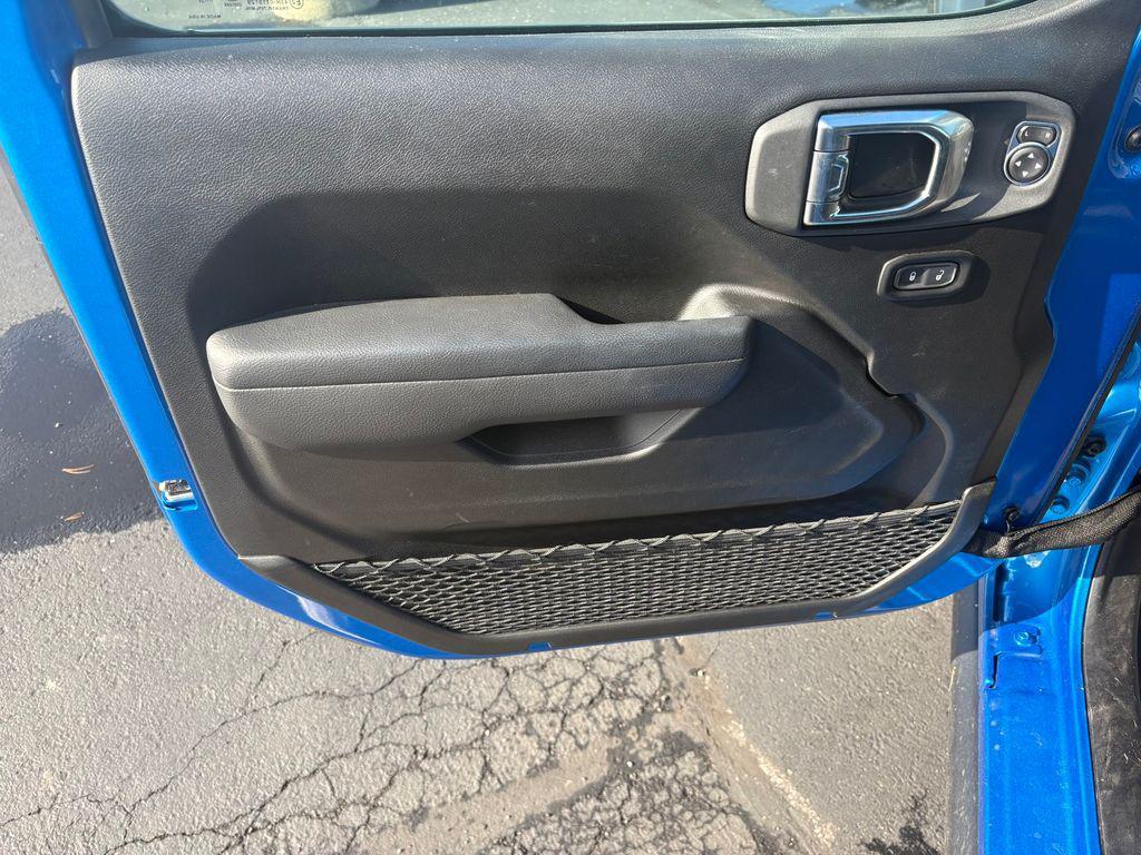 new 2025 Jeep Wrangler car, priced at $49,000