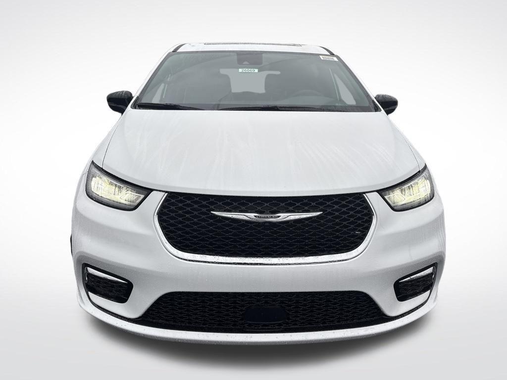 new 2026 Chrysler Pacifica car, priced at $44,550