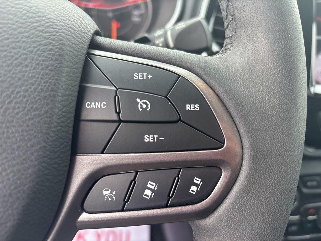 used 2022 Jeep Cherokee car, priced at $25,250