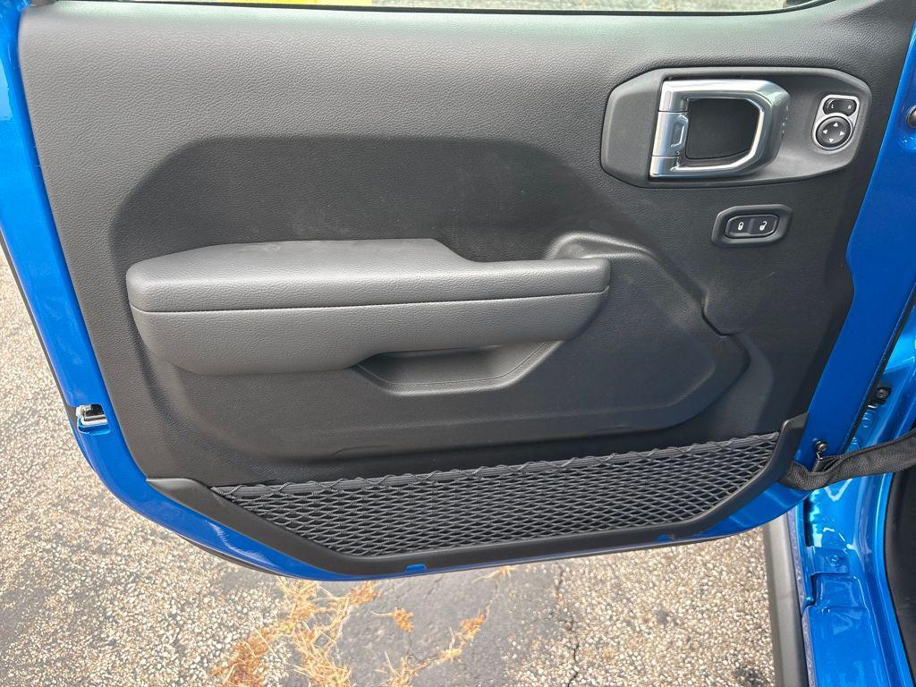 new 2026 Jeep Wrangler car, priced at $47,643