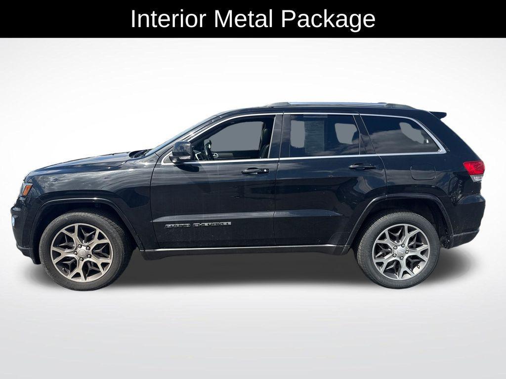used 2018 Jeep Grand Cherokee car, priced at $17,000
