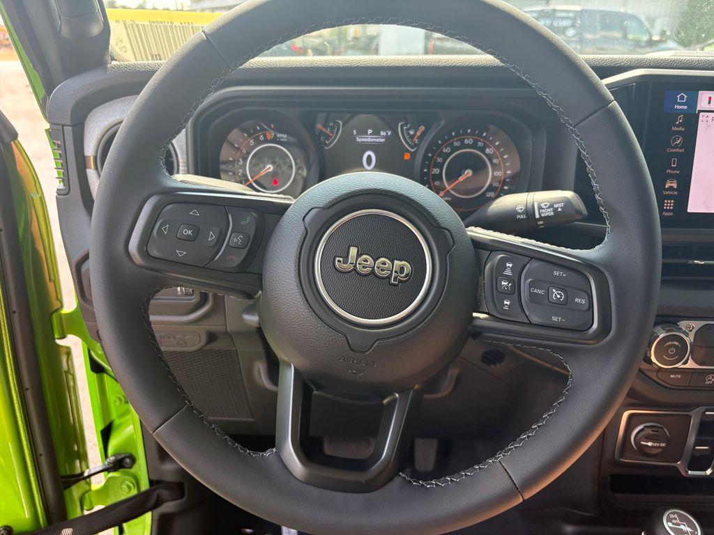 new 2025 Jeep Gladiator car, priced at $41,977