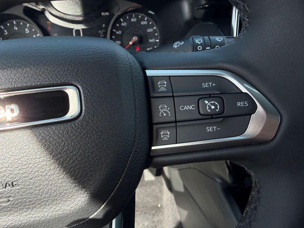 new 2026 Jeep Compass car, priced at $33,910