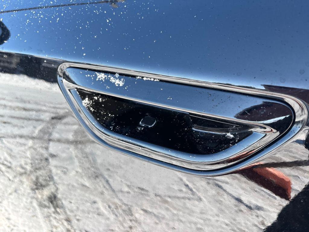 new 2026 Jeep Cherokee car, priced at $42,590