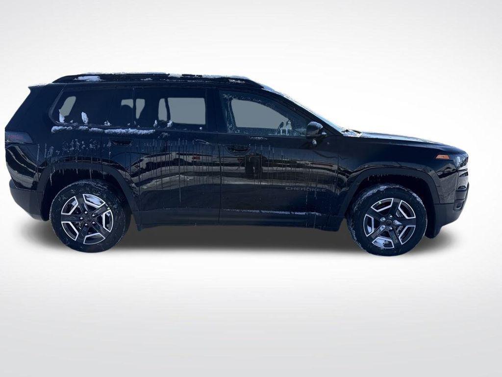 new 2026 Jeep Cherokee car, priced at $42,590