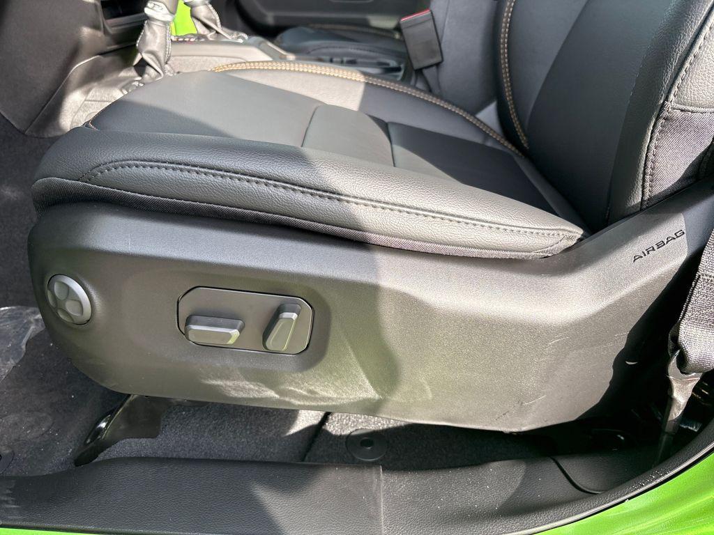 new 2026 Jeep Gladiator car, priced at $46,179