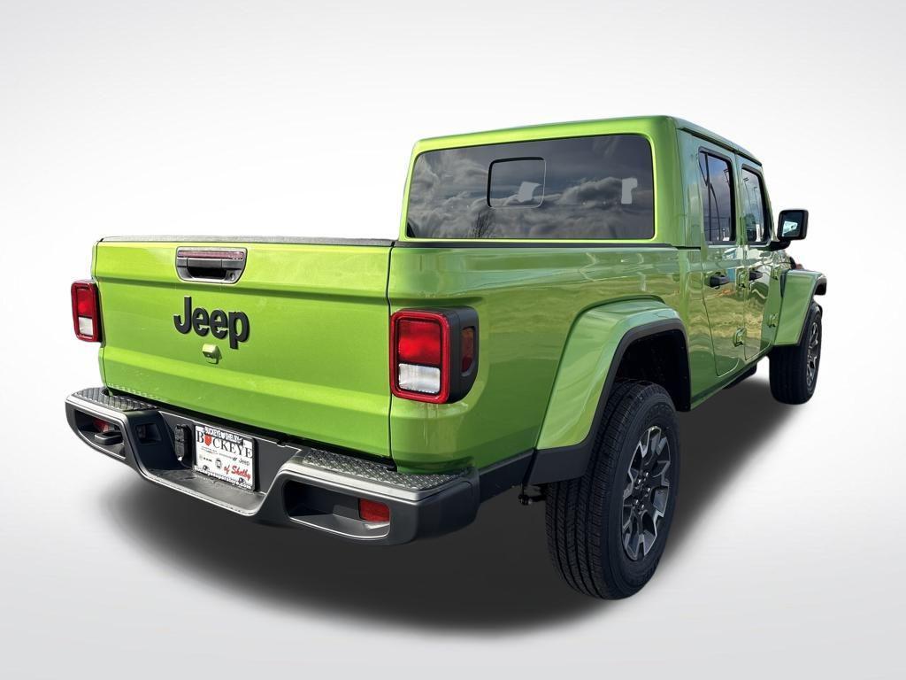 new 2026 Jeep Gladiator car, priced at $46,179