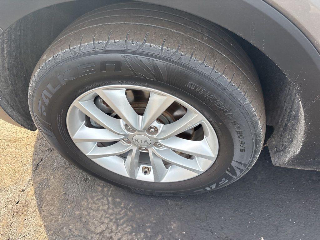 used 2017 Kia Sorento car, priced at $12,750