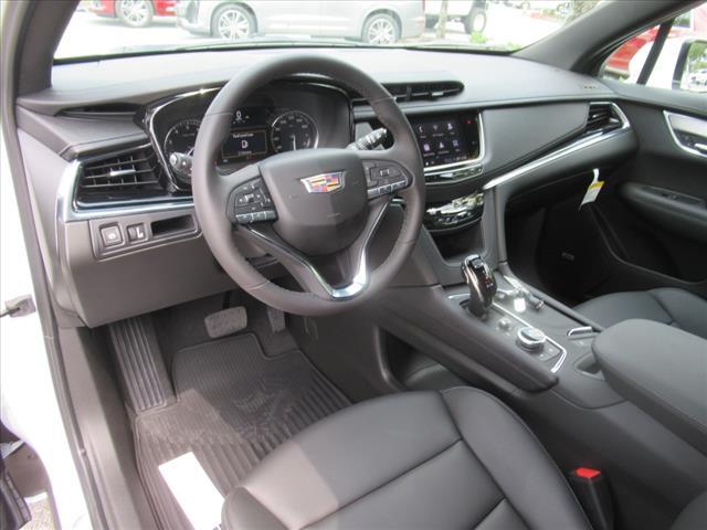 new 2025 Cadillac XT6 car, priced at $51,915