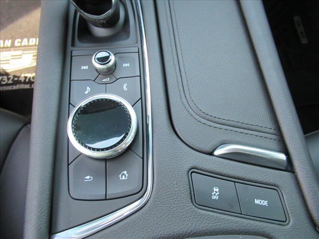 used 2022 Cadillac XT5 car, priced at $24,000