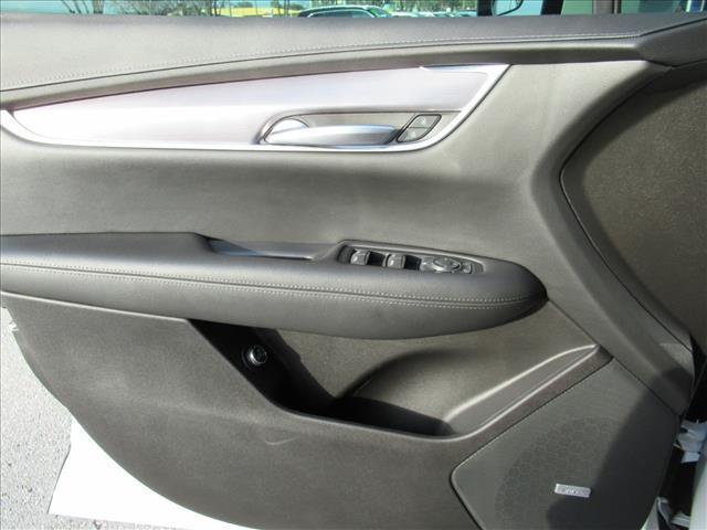 used 2022 Cadillac XT5 car, priced at $24,000