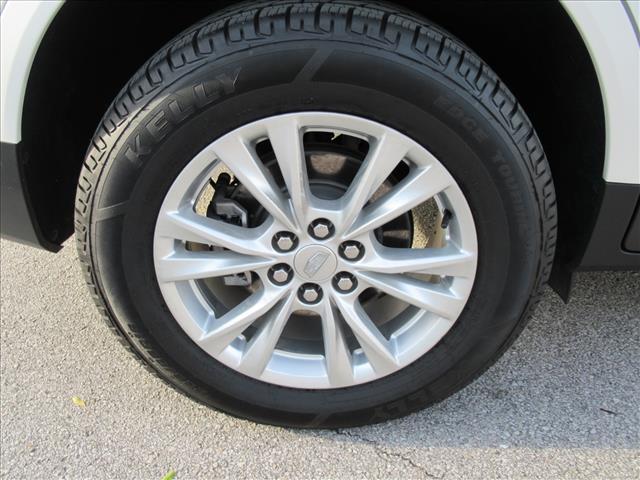 used 2022 Cadillac XT5 car, priced at $24,000