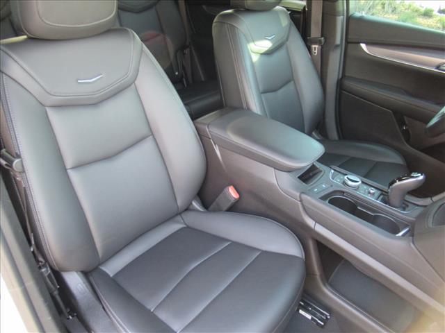 used 2022 Cadillac XT5 car, priced at $24,000