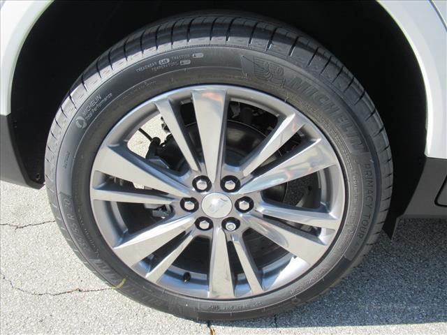 new 2026 Cadillac XT5 car, priced at $60,595