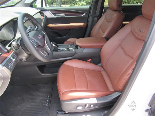 new 2026 Cadillac XT5 car, priced at $62,040