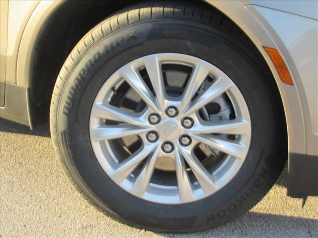 used 2022 Cadillac XT5 car, priced at $30,200