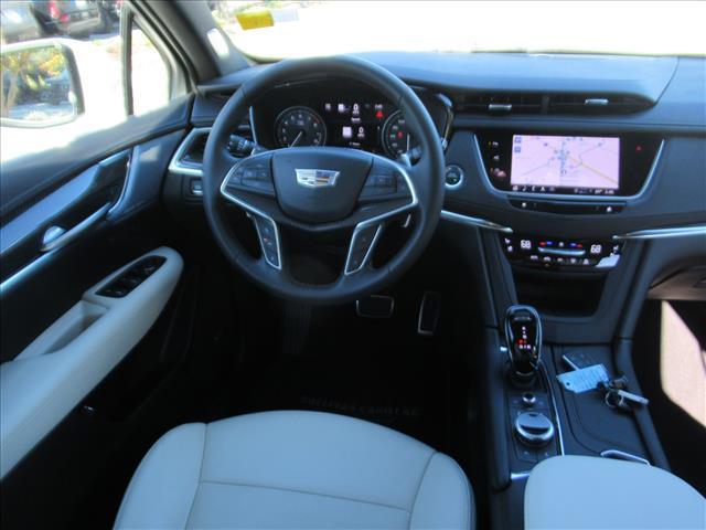 used 2025 Cadillac XT5 car, priced at $51,860
