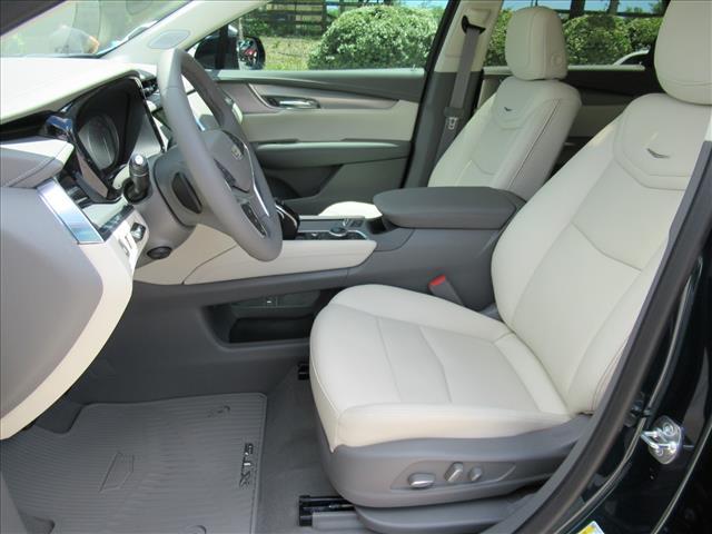 new 2026 Cadillac XT5 car, priced at $58,420