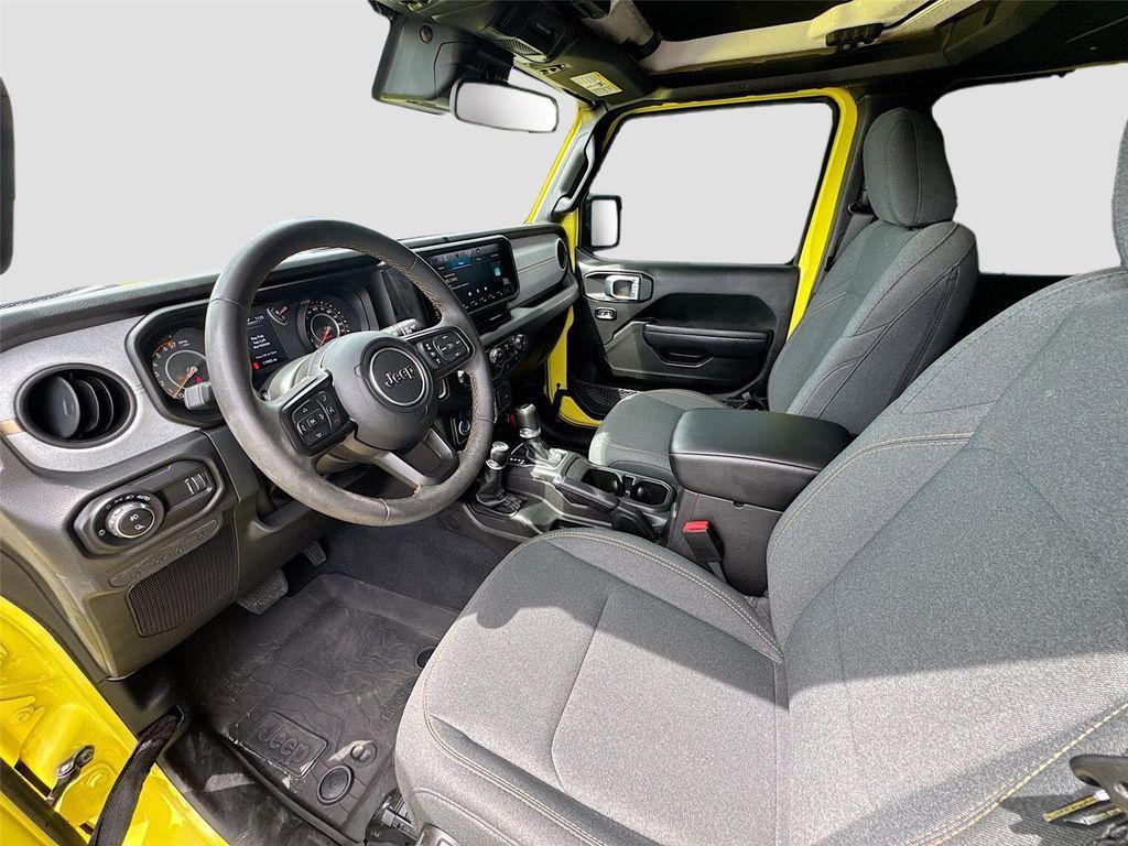 used 2024 Jeep Gladiator car, priced at $39,000