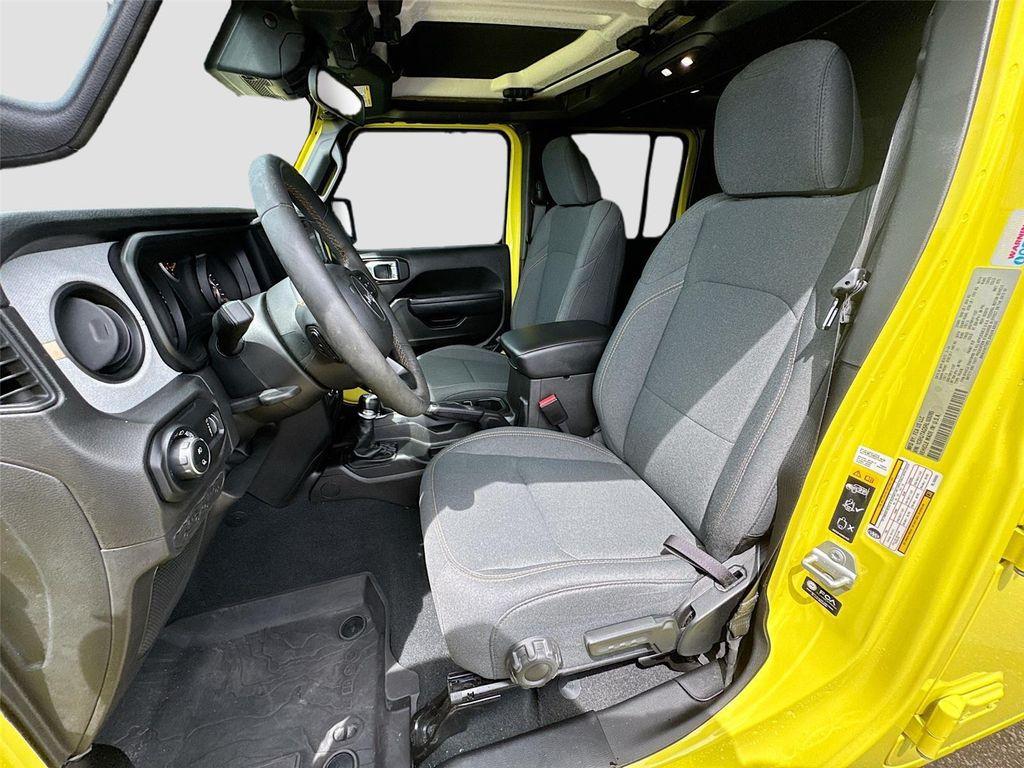 used 2024 Jeep Gladiator car, priced at $39,000