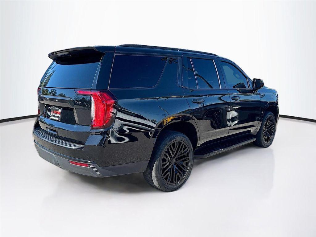 used 2023 GMC Yukon car, priced at $35,920