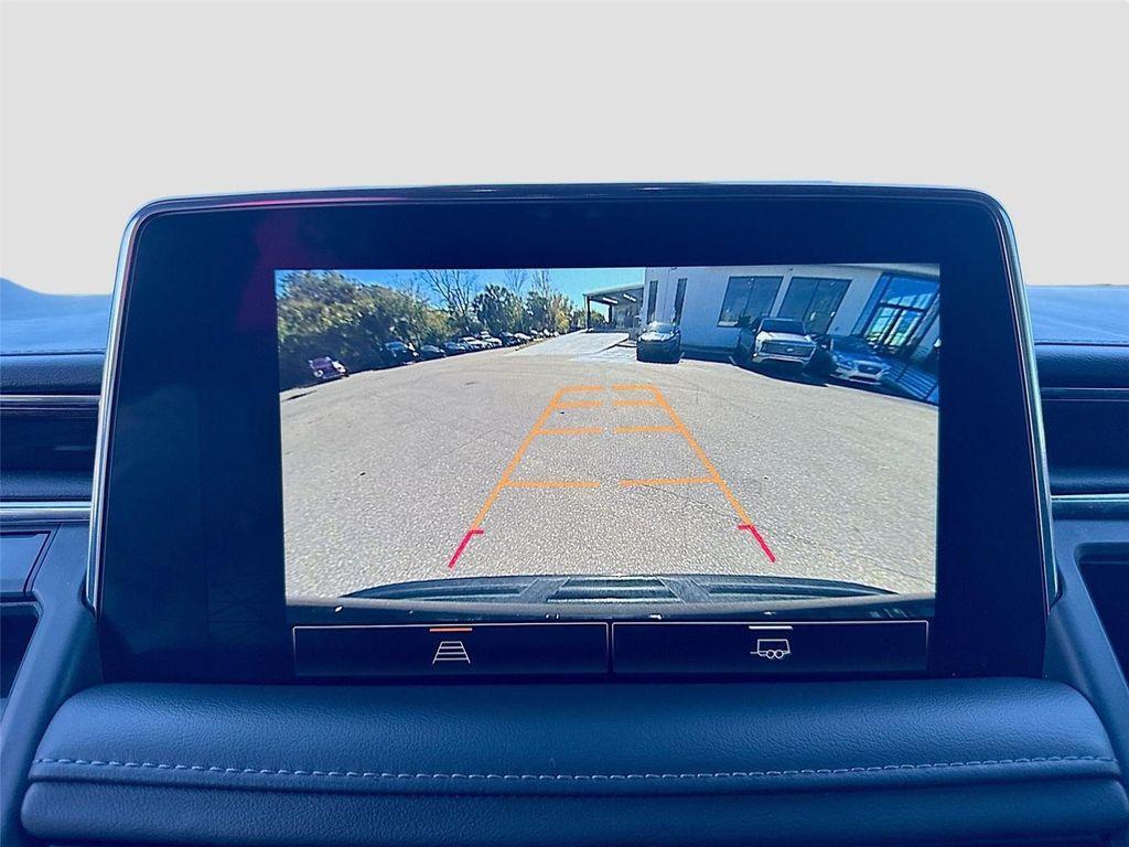 used 2023 GMC Yukon car, priced at $35,920