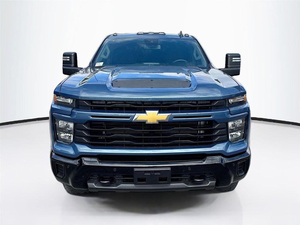 used 2025 Chevrolet Silverado 2500 car, priced at $47,200