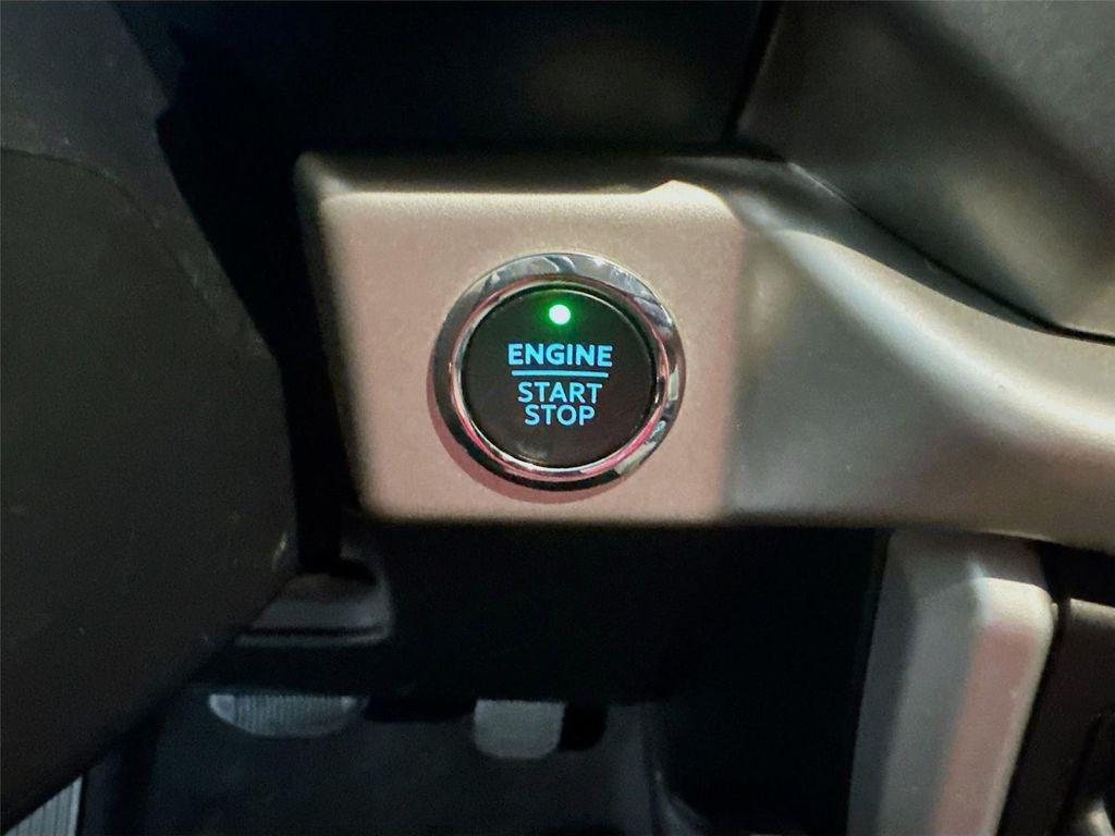 used 2023 Ford Expedition Max car, priced at $32,000